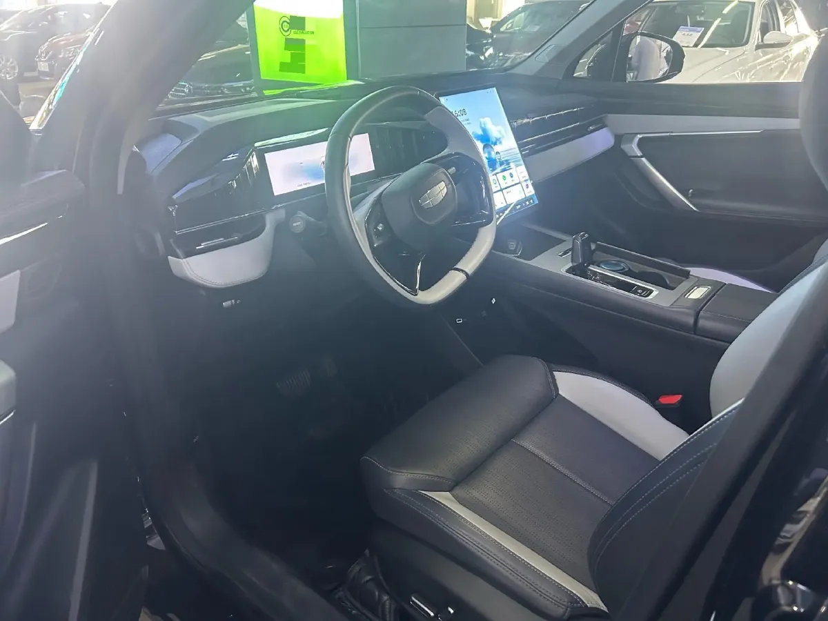 2023 Geely StarRay 1.5T 181HP L4 7DCT,autocango,china used car exporter,china ev exporter,chinese used car exporter,chinese used ev exporter