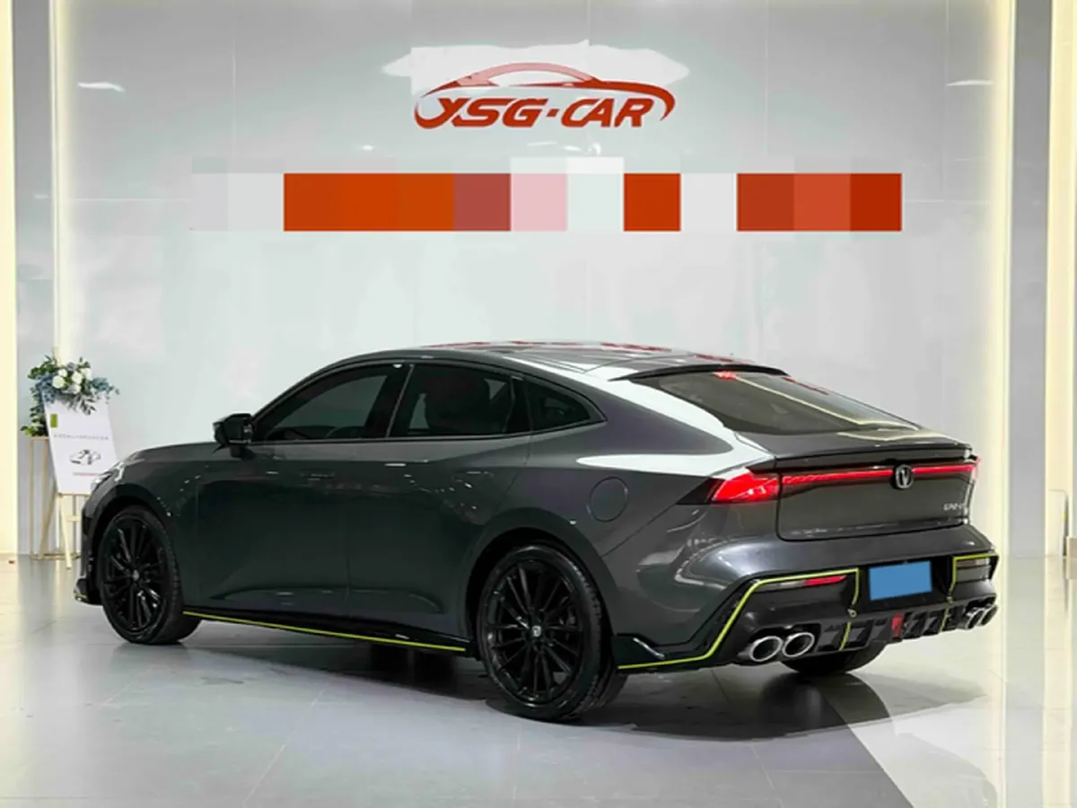 2022 ChangAn UNI-V 1.5T 188HP L4 7DCT,autocango,china used car exporter,china ev exporter,chinese used car exporter,chinese used ev exporter