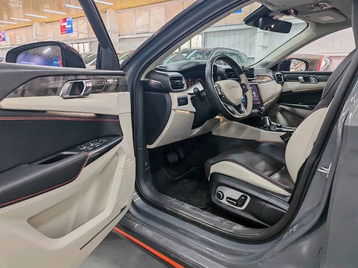 2021 LYNK&CO 02 2.0T 190HP L4 6AT,autocango,china used car exporter,china ev exporter,chinese used car exporter,chinese used ev exporter