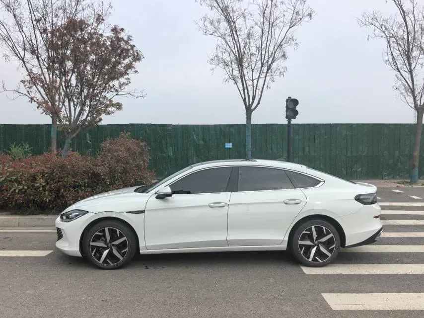 2023 Volkswagen Lamando 1.4T 150HP L4 7DCT,autocango,china used car exporter,china ev exporter,chinese used car exporter,chinese used ev exporter