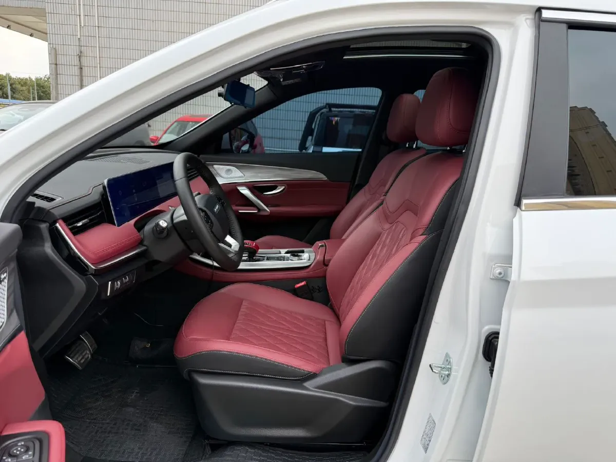 2023 Jetour X70 Plus 1.5T 156HP L4 6MT,autocango,china used car exporter,china ev exporter,chinese used car exporter,chinese used ev exporter