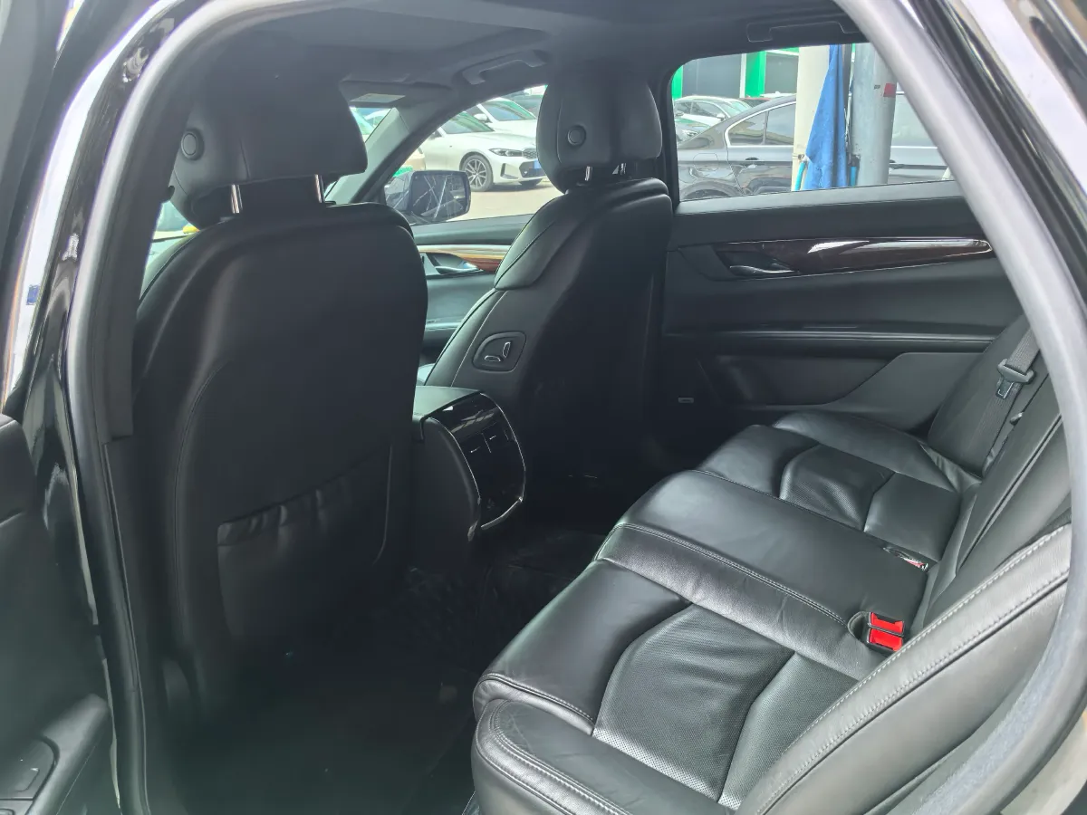 2021 Cadillac CT6 2.0T 237HP L4 10AT,autocango,china used car exporter,china ev exporter,chinese used car exporter,chinese used ev exporter