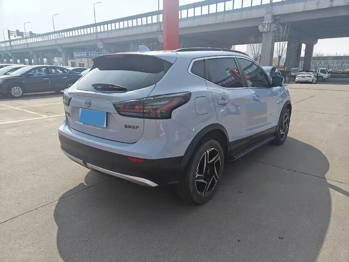 2023 Nissan Qashqai 2.0L 151HP L4 CVT,autocango,china used car exporter,china ev exporter,chinese used car exporter,chinese used ev exporter