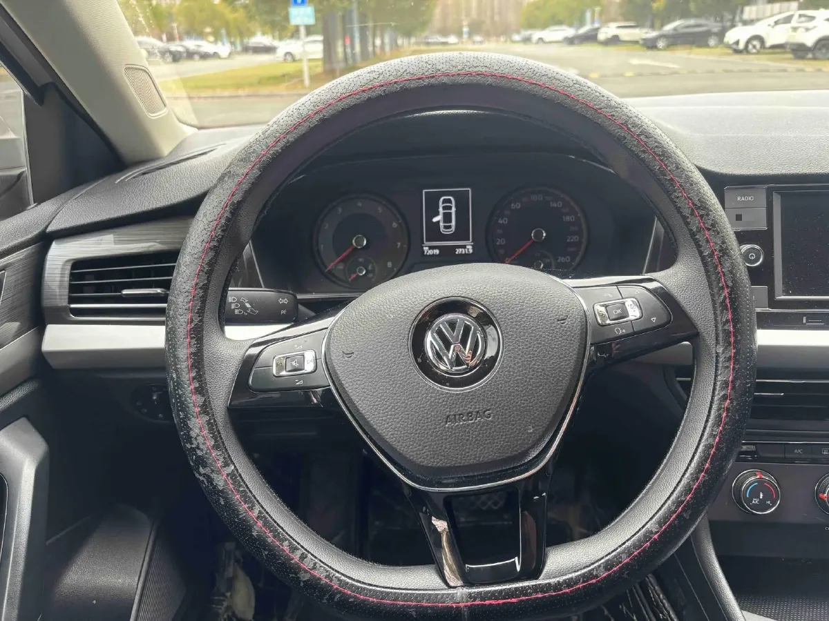 2019 Volkswagen Lavida 1.2T 116HP L4 7DCT,autocango,china used car exporter,china ev exporter,chinese used car exporter,chinese used ev exporter
