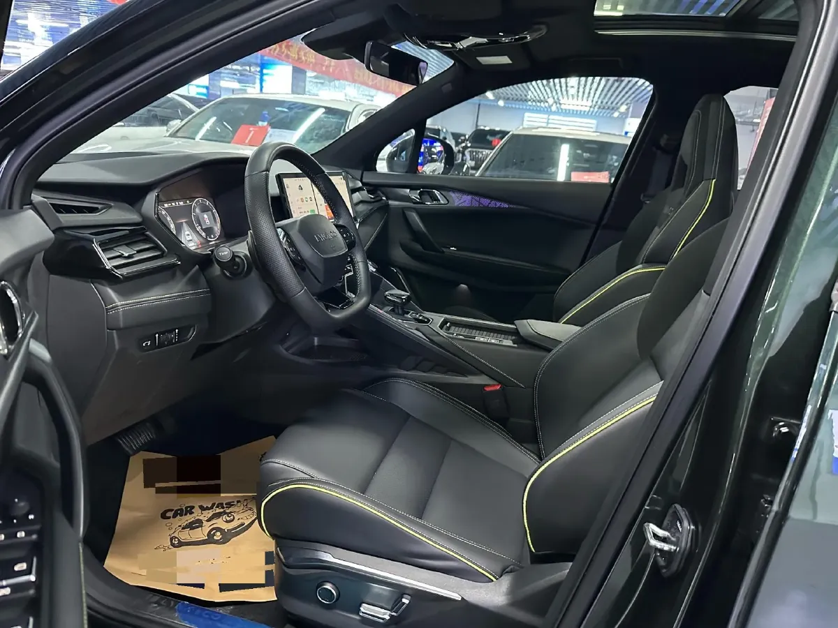 2023 LYNK&CO 03 1.5T 181HP L4 7DCT,autocango,china used car exporter,china ev exporter,chinese used car exporter,chinese used ev exporter