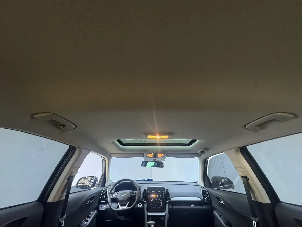 2021 Hyundai ix35 1.4T 140HP L4 7DCT,autocango,china used car exporter,china ev exporter,chinese used car exporter,chinese used ev exporter