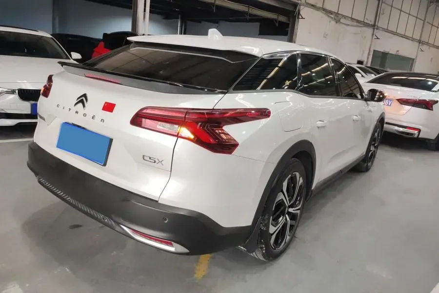 2021 Citroen C5 X 1.6T 175HP L4 8AT,autocango,china used car exporter,china ev exporter,chinese used car exporter,chinese used ev exporter