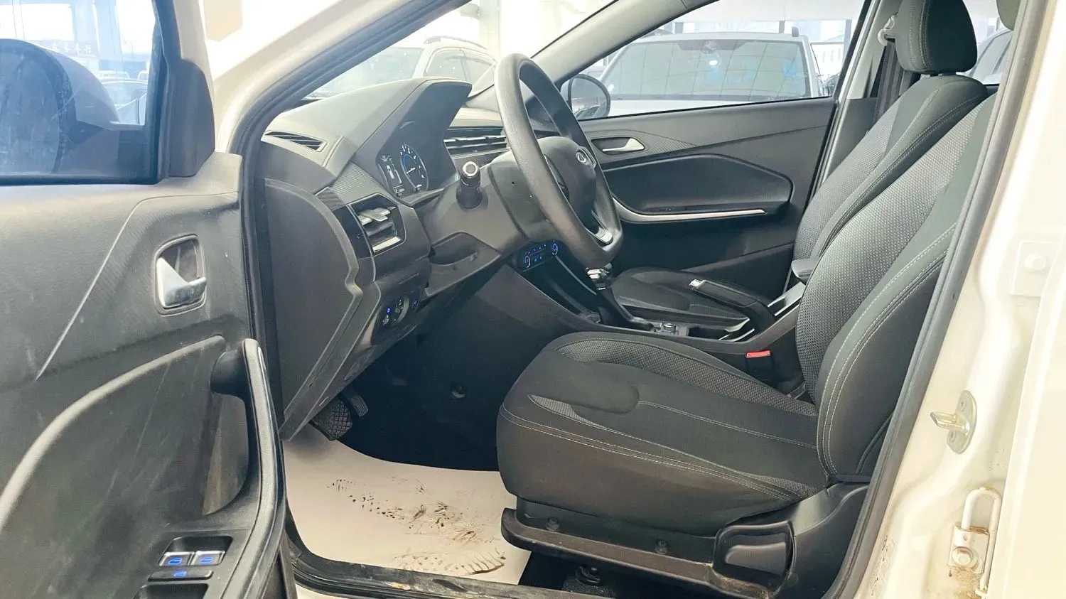 2024 Chery Tiggo 3x 1.5L 116HP L4 CVT,autocango,china used car exporter,china ev exporter,chinese used car exporter,chinese used ev exporter