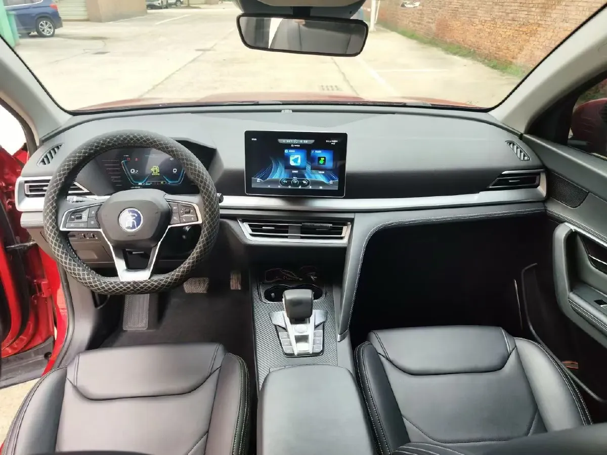 2020 BYD Qin Pro 1.5T 160HP L4 6MT,autocango,china used car exporter,china ev exporter,chinese used car exporter,chinese used ev exporter