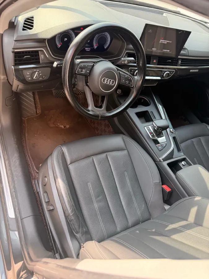 2020 Audi A4L 2.0T 190HP L4 7DCT,autocango,china used car exporter,china ev exporter,chinese used car exporter,chinese used ev exporter