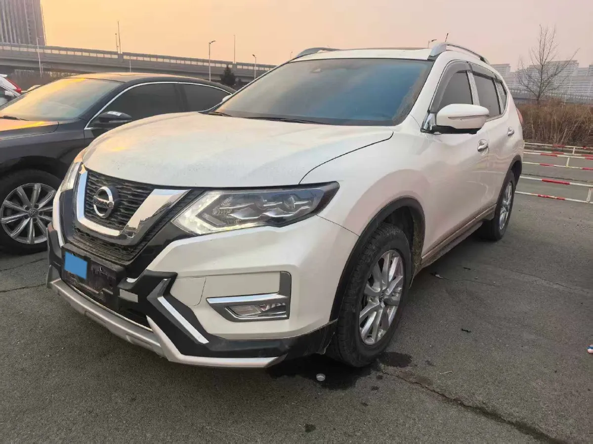 2022 Nissan X-Trail 2.0L 151HP L4 CVT,autocango,china used car exporter,china ev exporter,chinese used car exporter,chinese used ev exporter