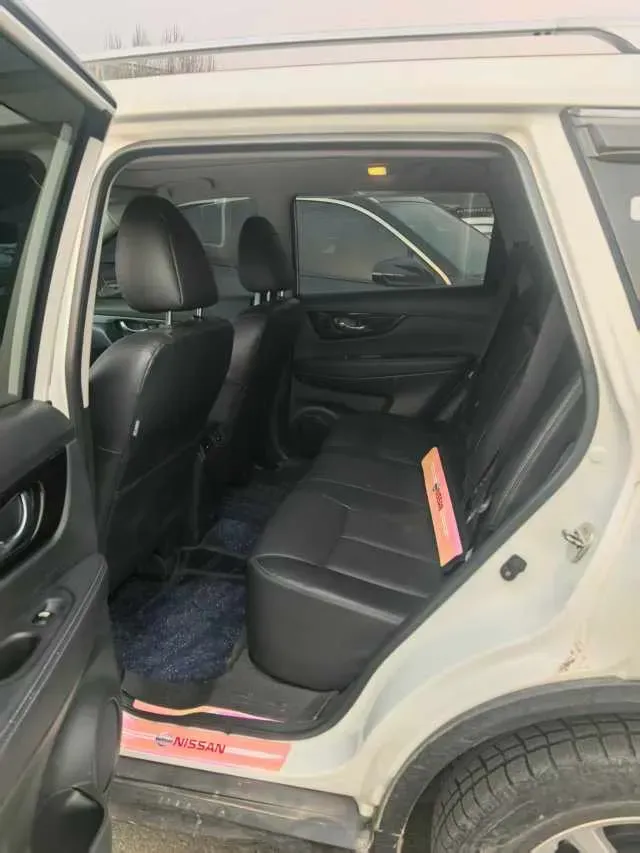 2022 Nissan X-Trail 2.0L 151HP L4 CVT,autocango,china used car exporter,china ev exporter,chinese used car exporter,chinese used ev exporter