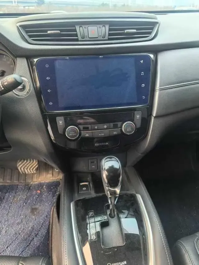 2022 Nissan X-Trail 2.0L 151HP L4 CVT,autocango,china used car exporter,china ev exporter,chinese used car exporter,chinese used ev exporter