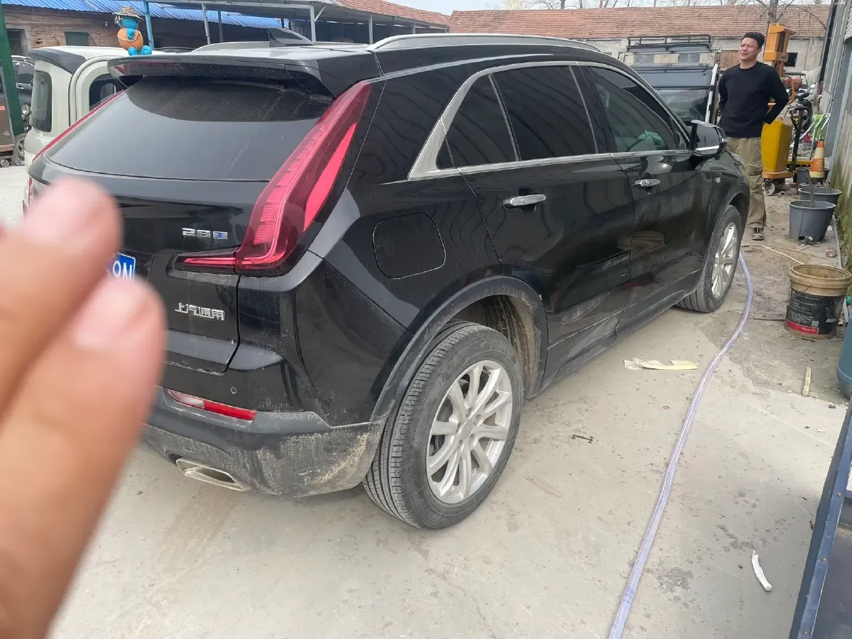 2022 Cadillac XT4 2.0T 237HP L4 9AT,autocango,china used car exporter,china ev exporter,chinese used car exporter,chinese used ev exporter