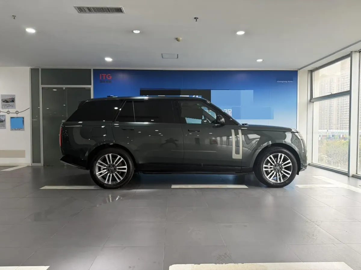 2024 Land Rover Range Rover 3.0T 400HP L6 8AT,autocango,china used car exporter,china ev exporter,chinese used car exporter,chinese used ev exporter