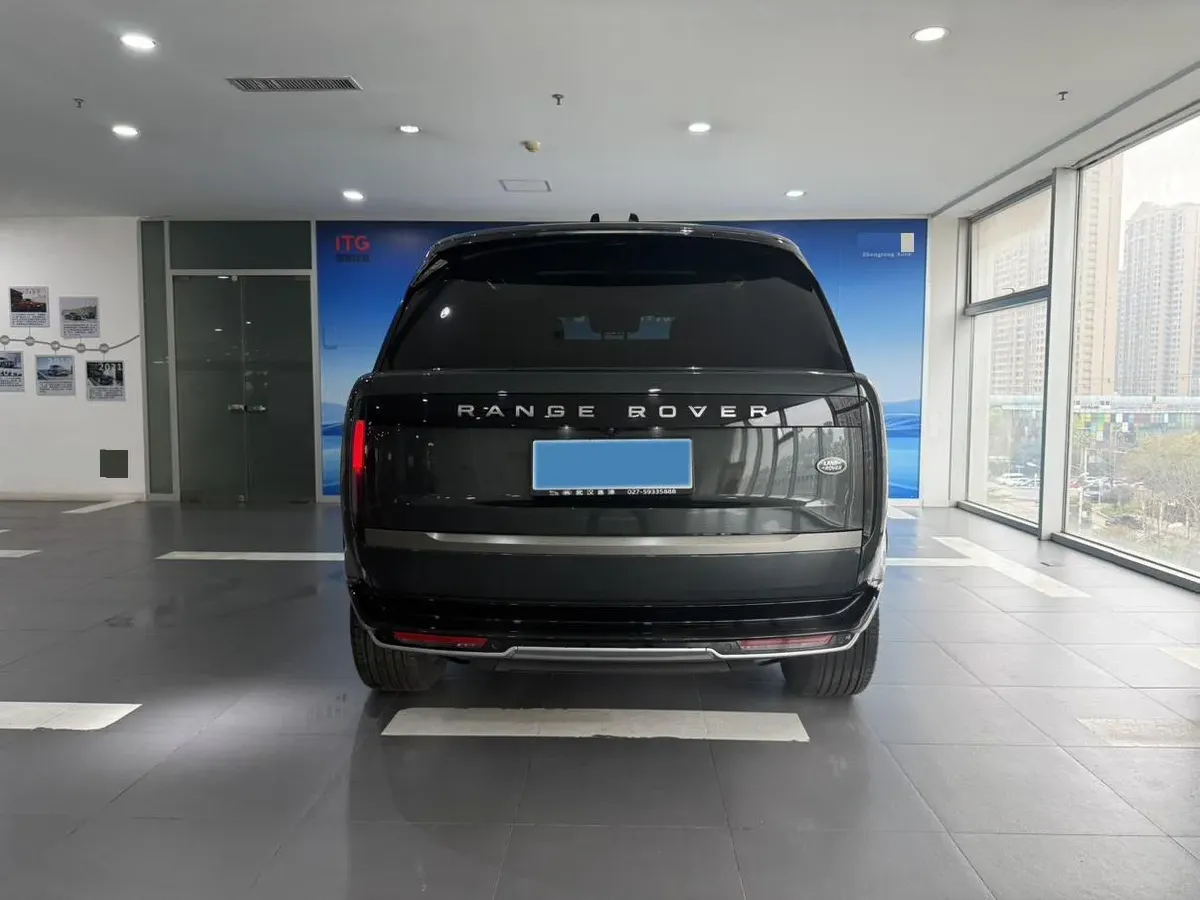 2024 Land Rover Range Rover 3.0T 400HP L6 8AT,autocango,china used car exporter,china ev exporter,chinese used car exporter,chinese used ev exporter