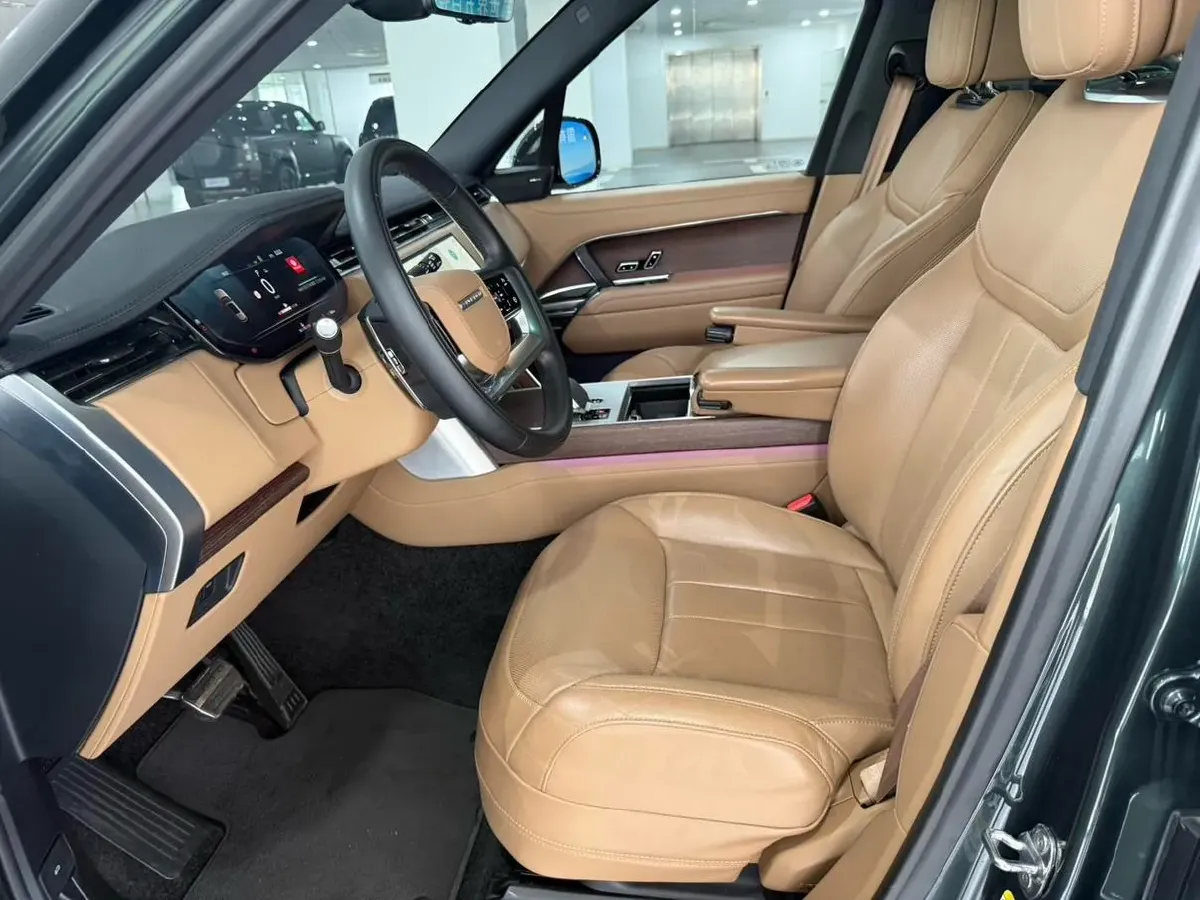 2024 Land Rover Range Rover 3.0T 400HP L6 8AT,autocango,china used car exporter,china ev exporter,chinese used car exporter,chinese used ev exporter