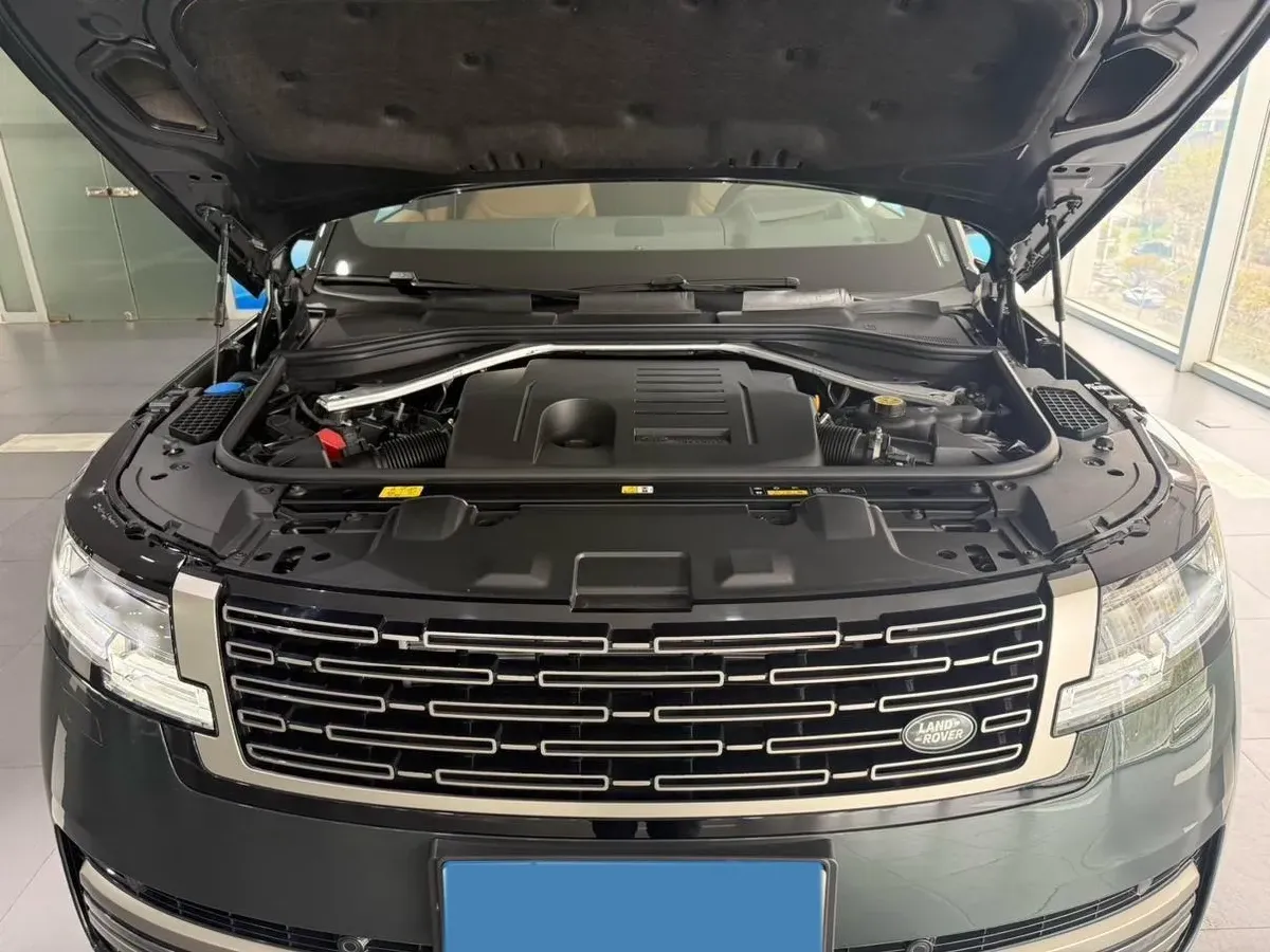 2024 Land Rover Range Rover 3.0T 400HP L6 8AT,autocango,china used car exporter,china ev exporter,chinese used car exporter,chinese used ev exporter