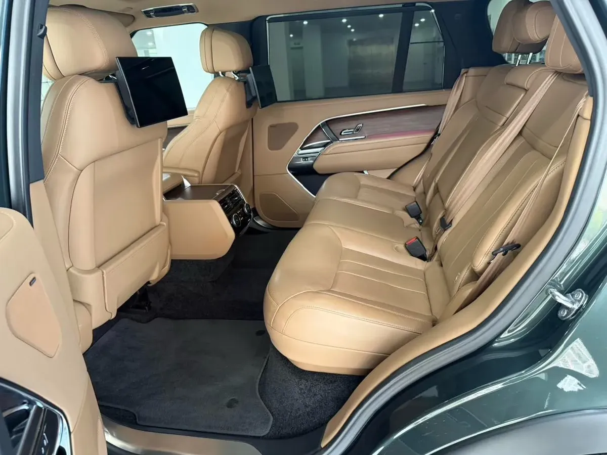 2024 Land Rover Range Rover 3.0T 400HP L6 8AT,autocango,china used car exporter,china ev exporter,chinese used car exporter,chinese used ev exporter