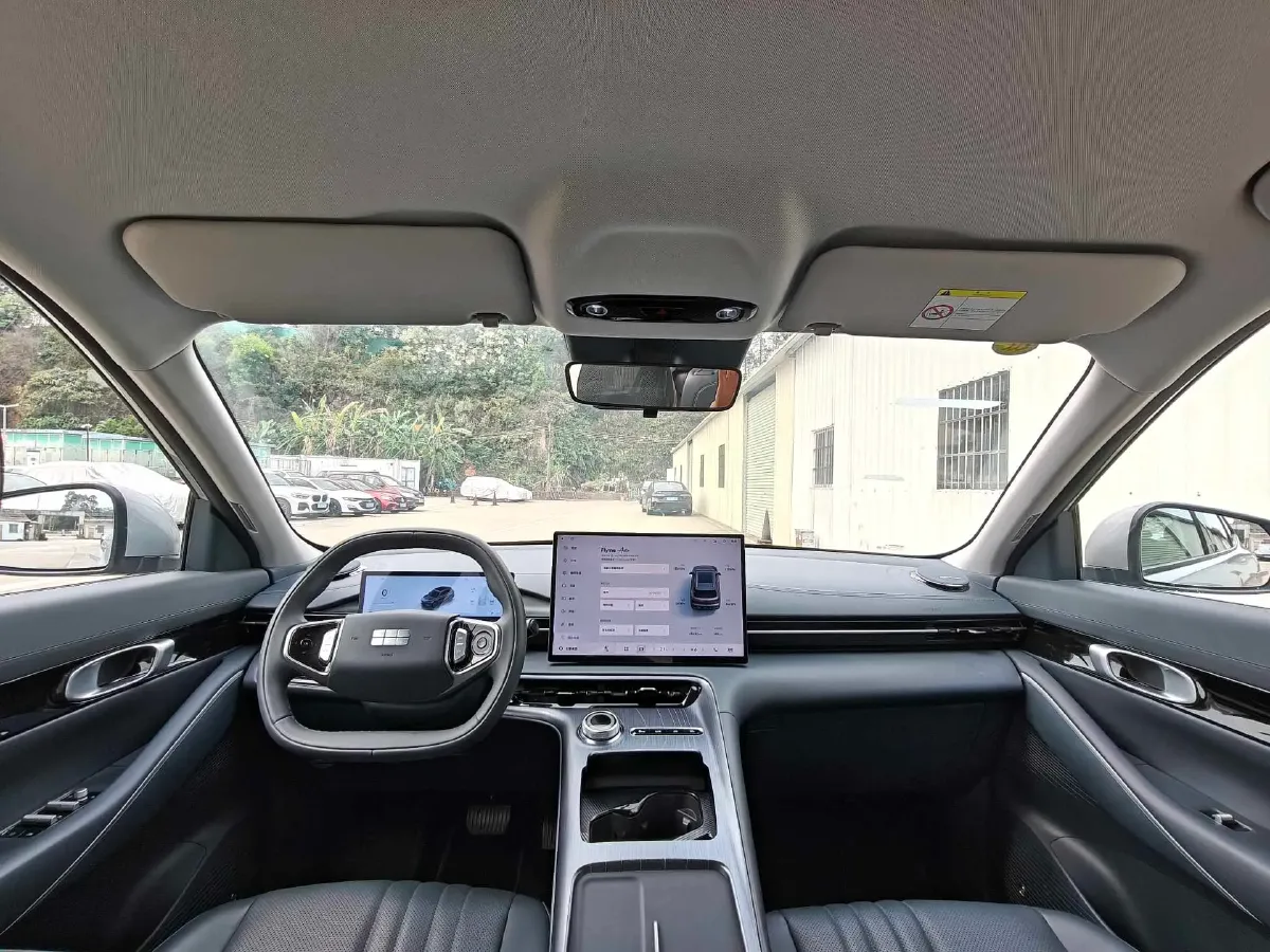 2024 YuanChen Super Van BEV 51KWH,autocango,china used car exporter,china ev exporter,chinese used car exporter,chinese used ev exporter