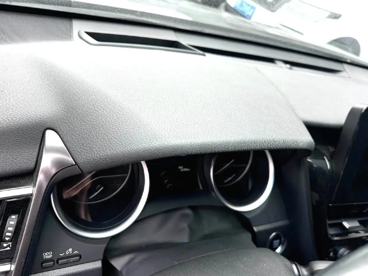 2021 Toyota Camry 2.0L 178HP L4 CVT,autocango,china used car exporter,china ev exporter,chinese used car exporter,chinese used ev exporter