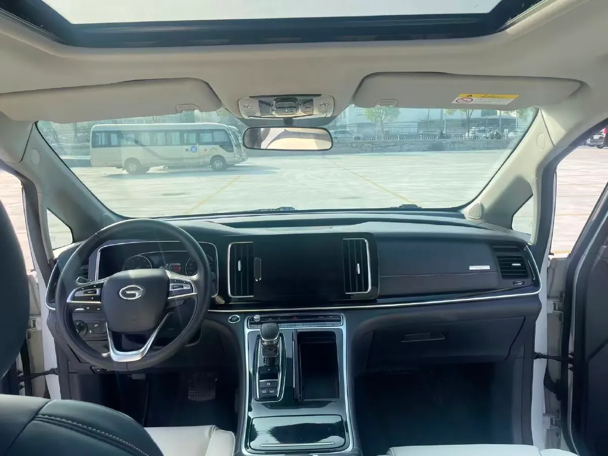 2021 GAC Trumpchi M8 2.0T 252HP L4 8AT,autocango,china used car exporter,china ev exporter,chinese used car exporter,chinese used ev exporter