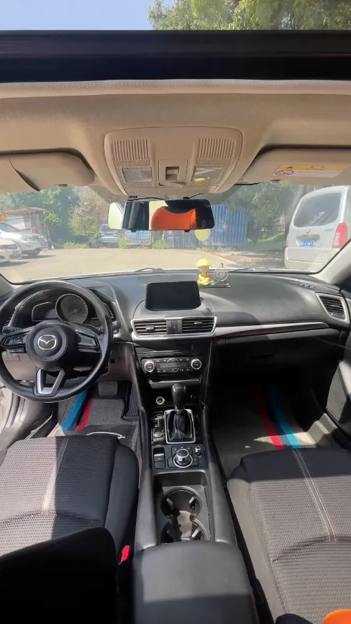 2017 Mazda 3 Axela 1.5L 117HP L4 6AT,autocango,china used car exporter,china ev exporter,chinese used car exporter,chinese used ev exporter