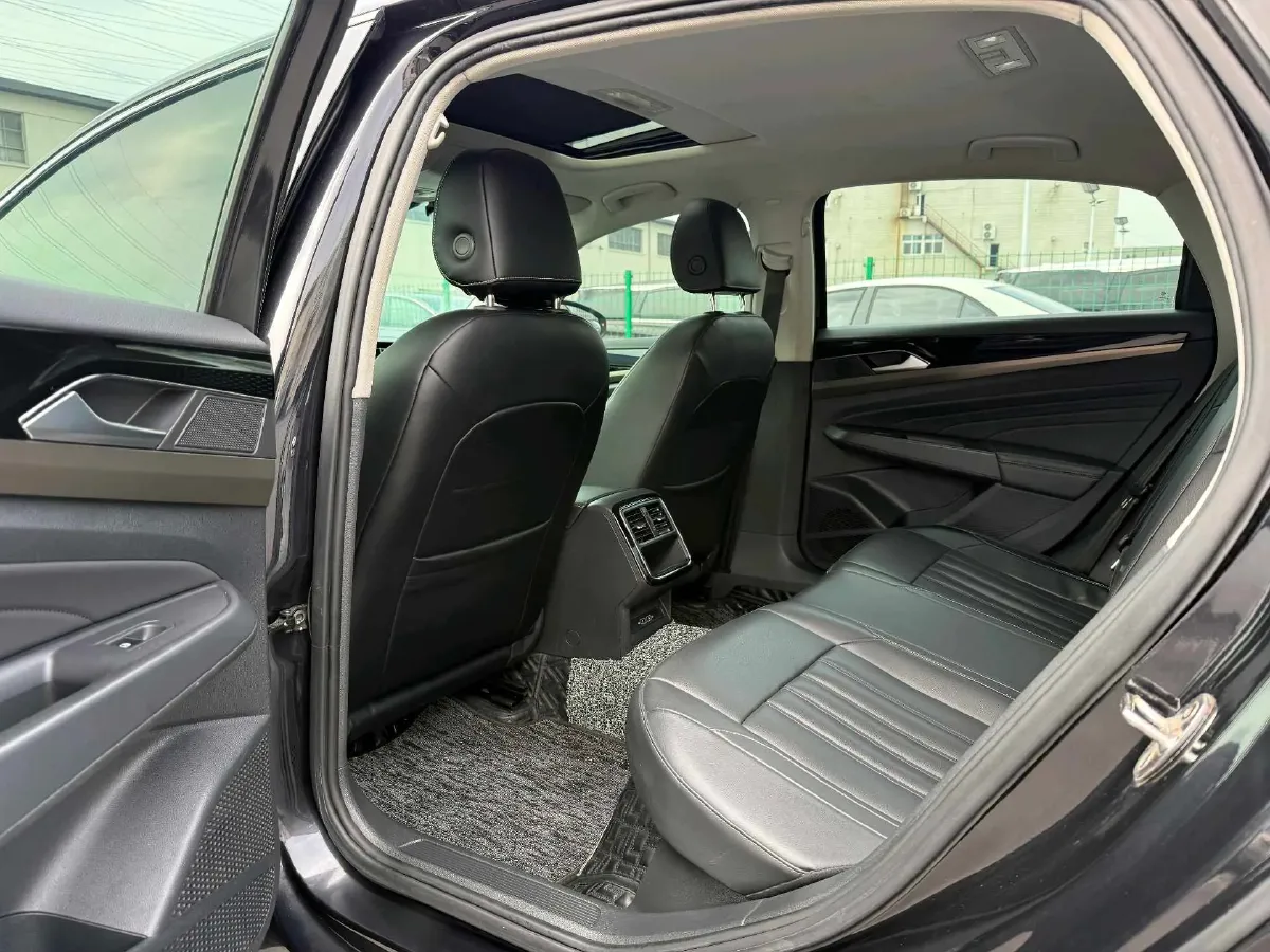 2019 Chevrolet Equinox 1.5T 180HP L4 6AT,autocango,china used car exporter,china ev exporter,chinese used car exporter,chinese used ev exporter