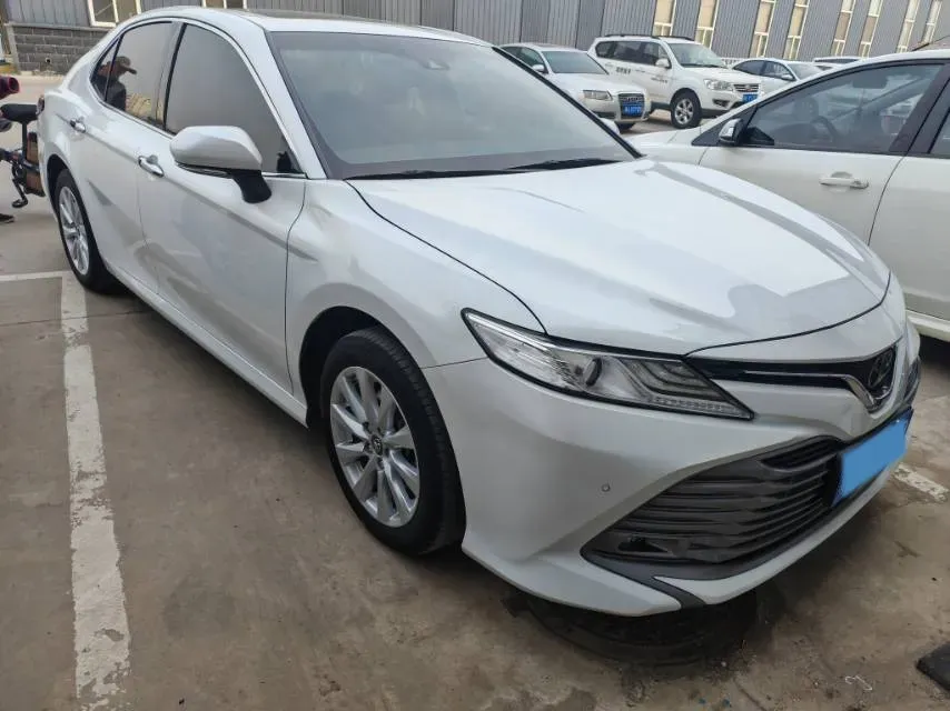 2019 Toyota Camry 2.0L 178HP L4 CVT,autocango,china used car exporter,china ev exporter,chinese used car exporter,chinese used ev exporter