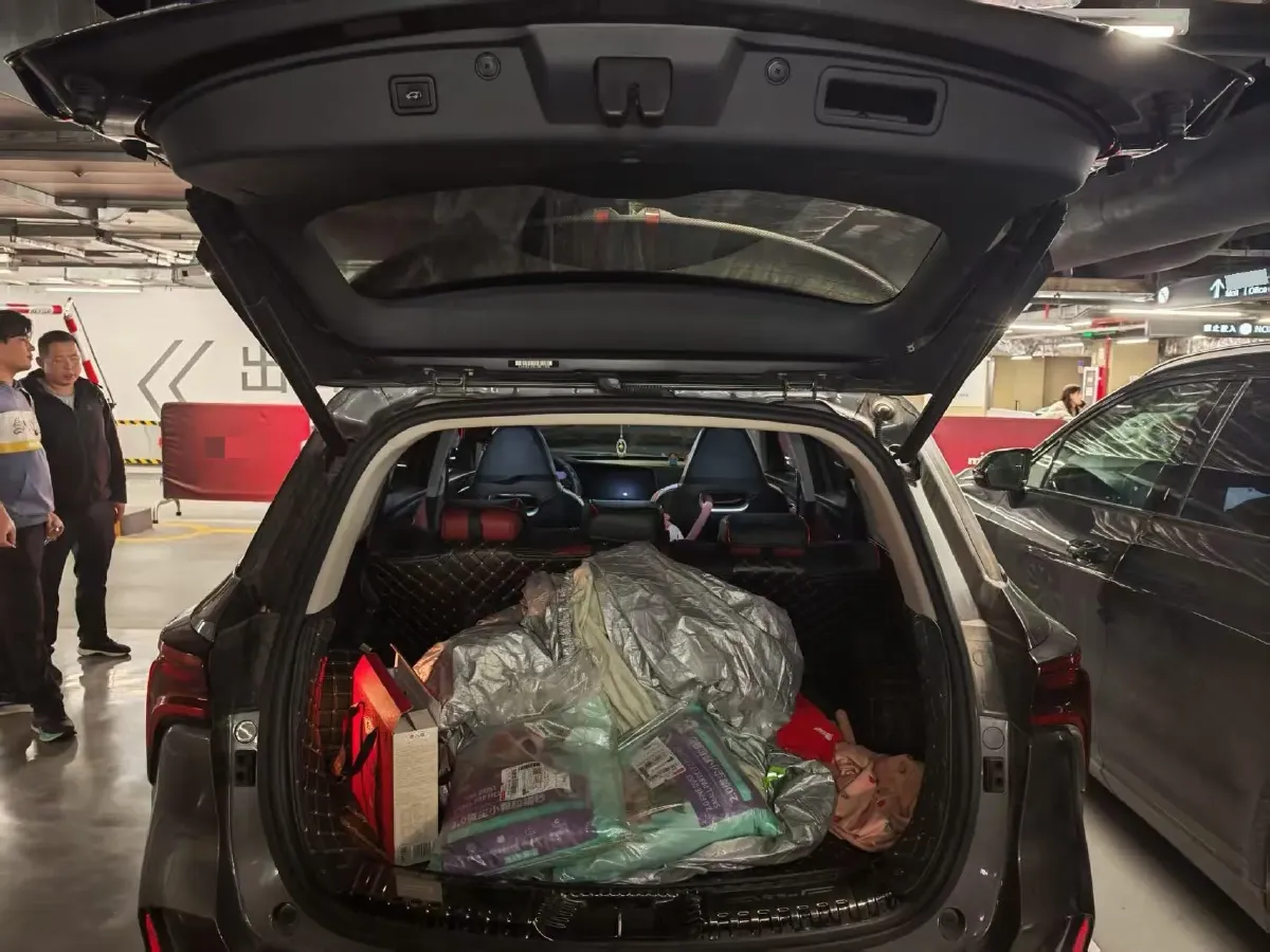 2020 ChangAn CS75 Plus 2.0T 233HP L4 8AT,autocango,china used car exporter,china ev exporter,chinese used car exporter,chinese used ev exporter