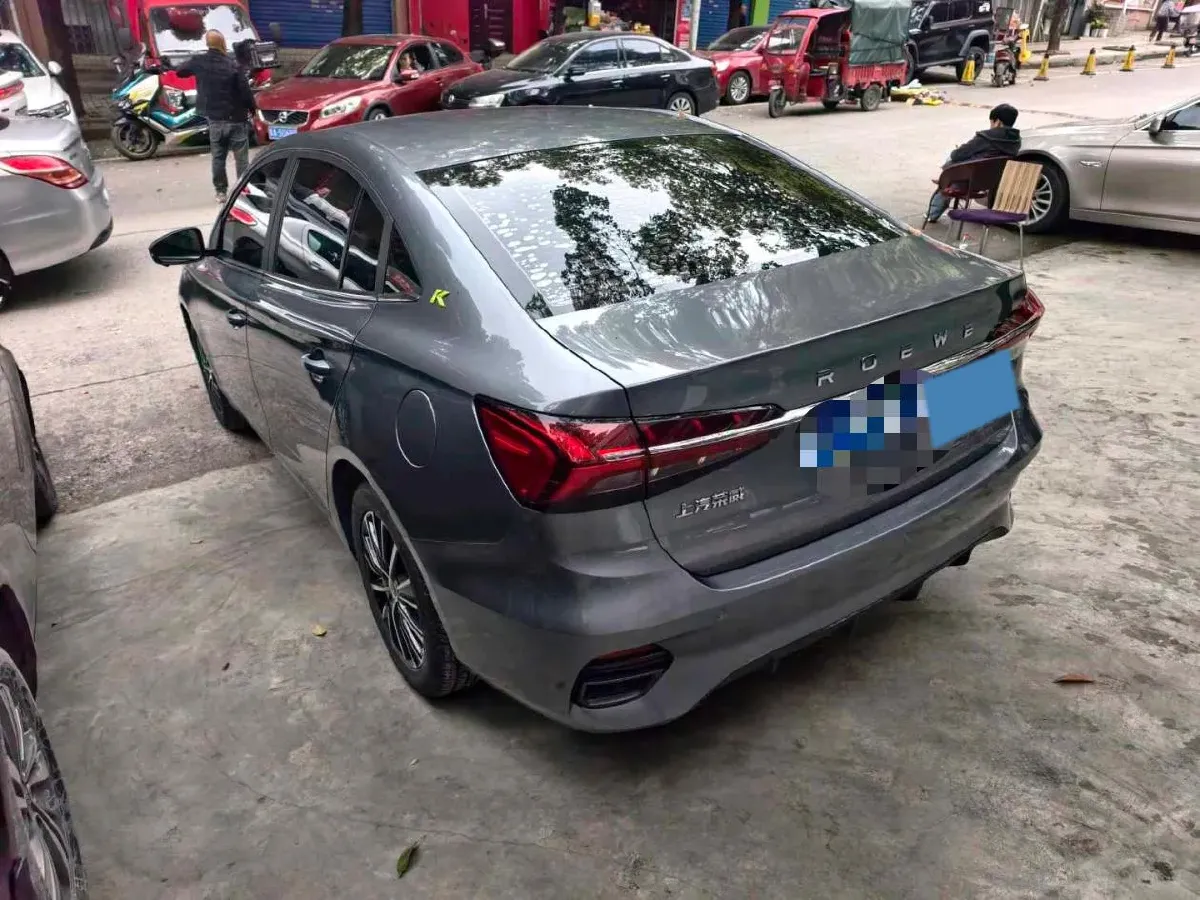 2021 Roewe i5 1.5L 120HP L4 CVT,autocango,china used car exporter,china ev exporter,chinese used car exporter,chinese used ev exporter