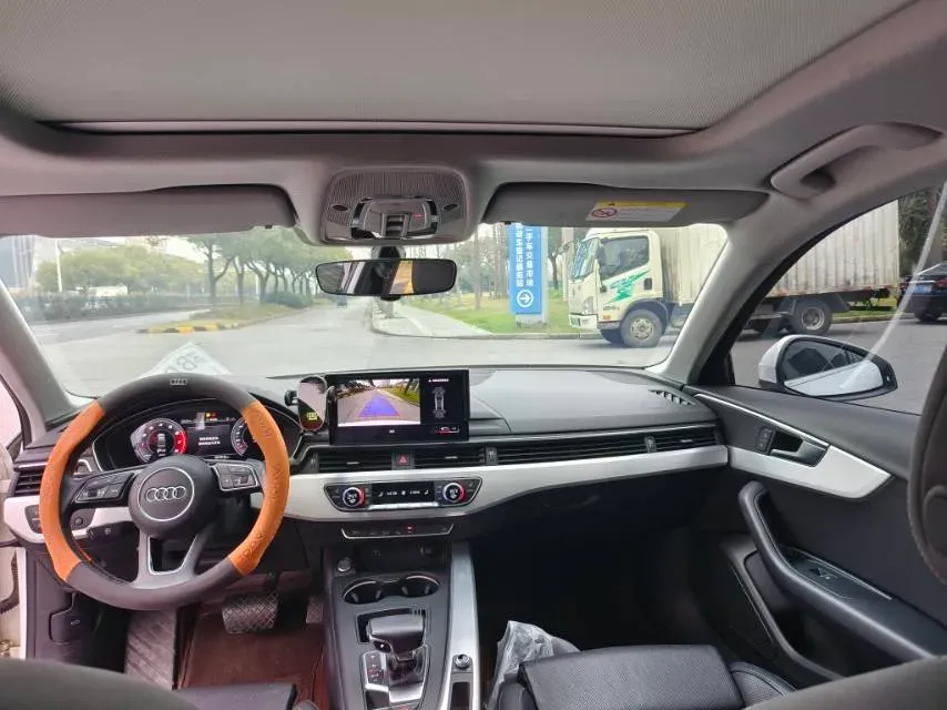 2020 Audi A4L 2.0T 190HP L4 7DCT,autocango,china used car exporter,china ev exporter,chinese used car exporter,chinese used ev exporter