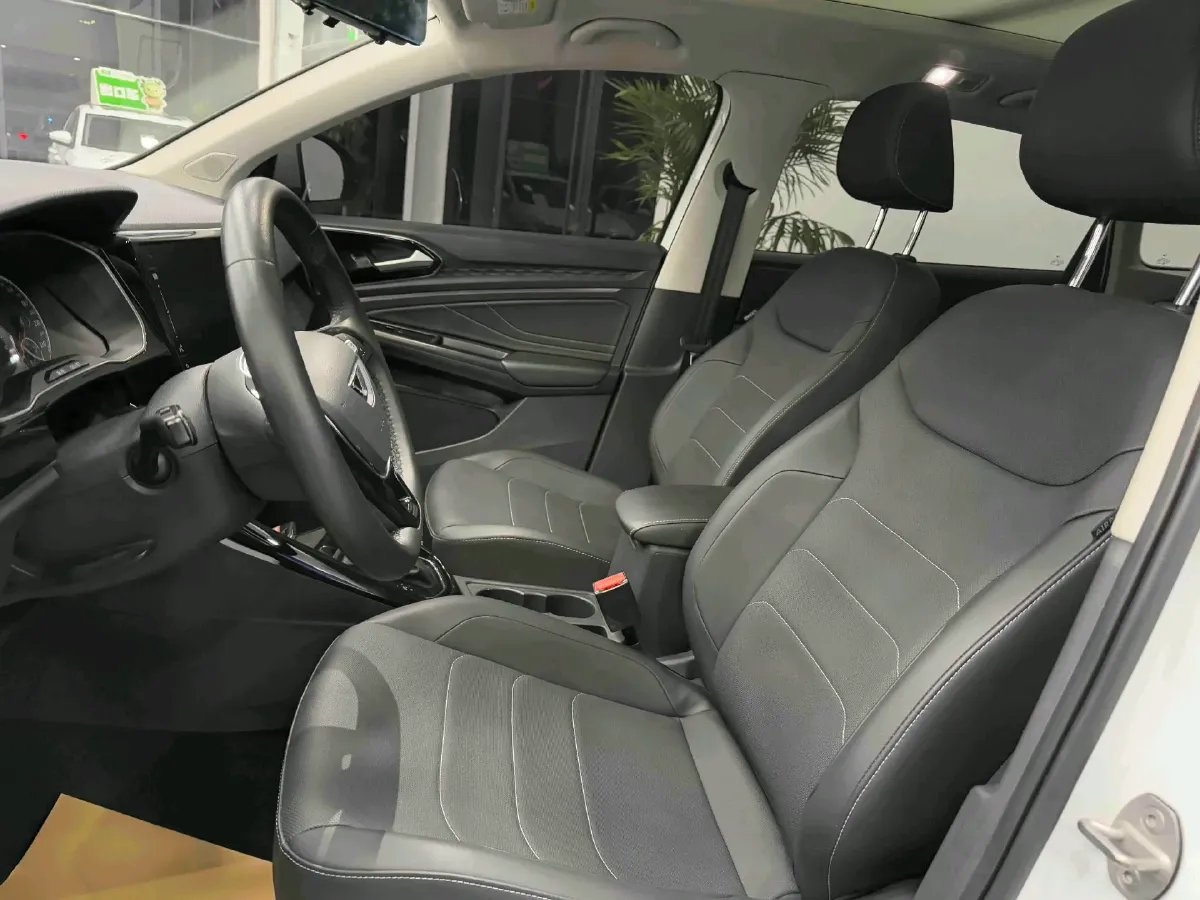 2021 Jetta VS7 1.4T 150HP L4 6AT,autocango,china used car exporter,china ev exporter,chinese used car exporter,chinese used ev exporter