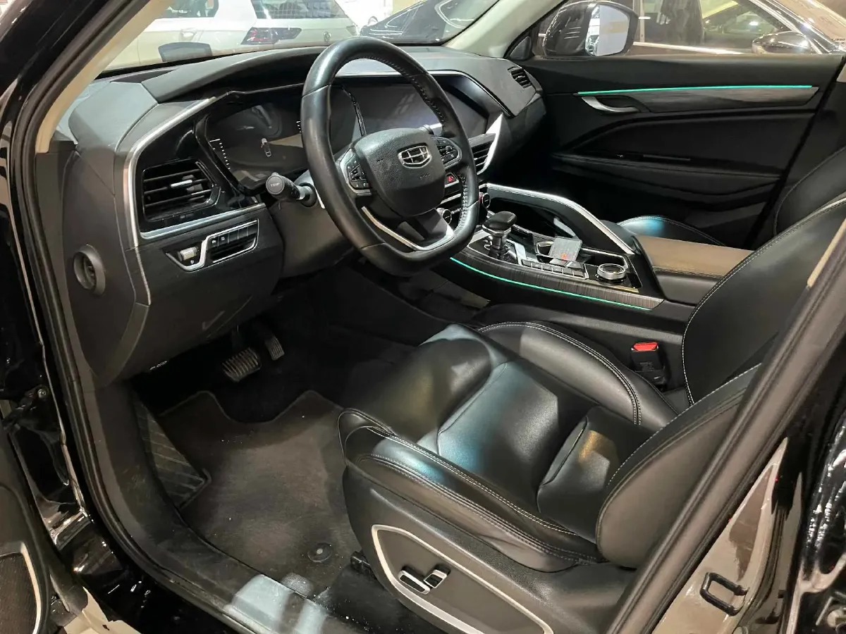 2019 Geely Tugella 2.0T 238HP L4 8AT,autocango,china used car exporter,china ev exporter,chinese used car exporter,chinese used ev exporter