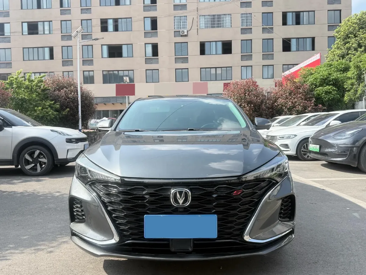 2021 ChangAn Eado 1.4T 160HP L4 7DCT,autocango,china used car exporter,china ev exporter,chinese used car exporter,chinese used ev exporter