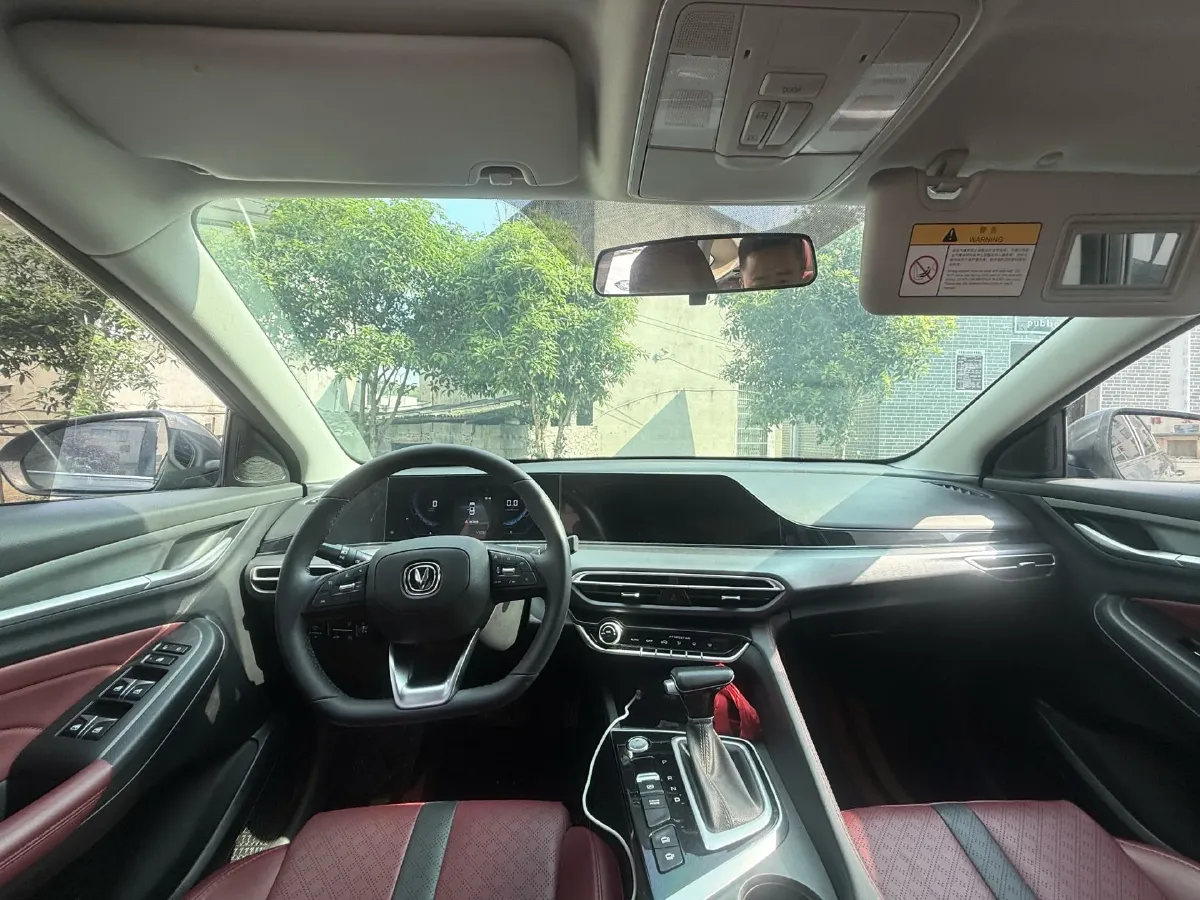 2021 ChangAn Eado 1.4T 160HP L4 7DCT,autocango,china used car exporter,china ev exporter,chinese used car exporter,chinese used ev exporter