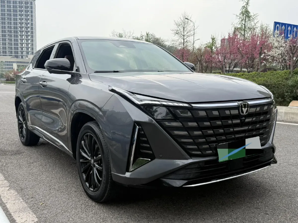 2024 ChangAn UNI-Z 1.5L 98HP L4 E-CVT PHEV 18.4KWH,autocango,china used car exporter,china ev exporter,chinese used car exporter,chinese used ev exporter