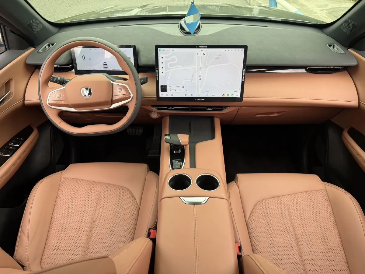 2024 ChangAn UNI-Z 1.5L 98HP L4 E-CVT PHEV 18.4KWH,autocango,china used car exporter,china ev exporter,chinese used car exporter,chinese used ev exporter