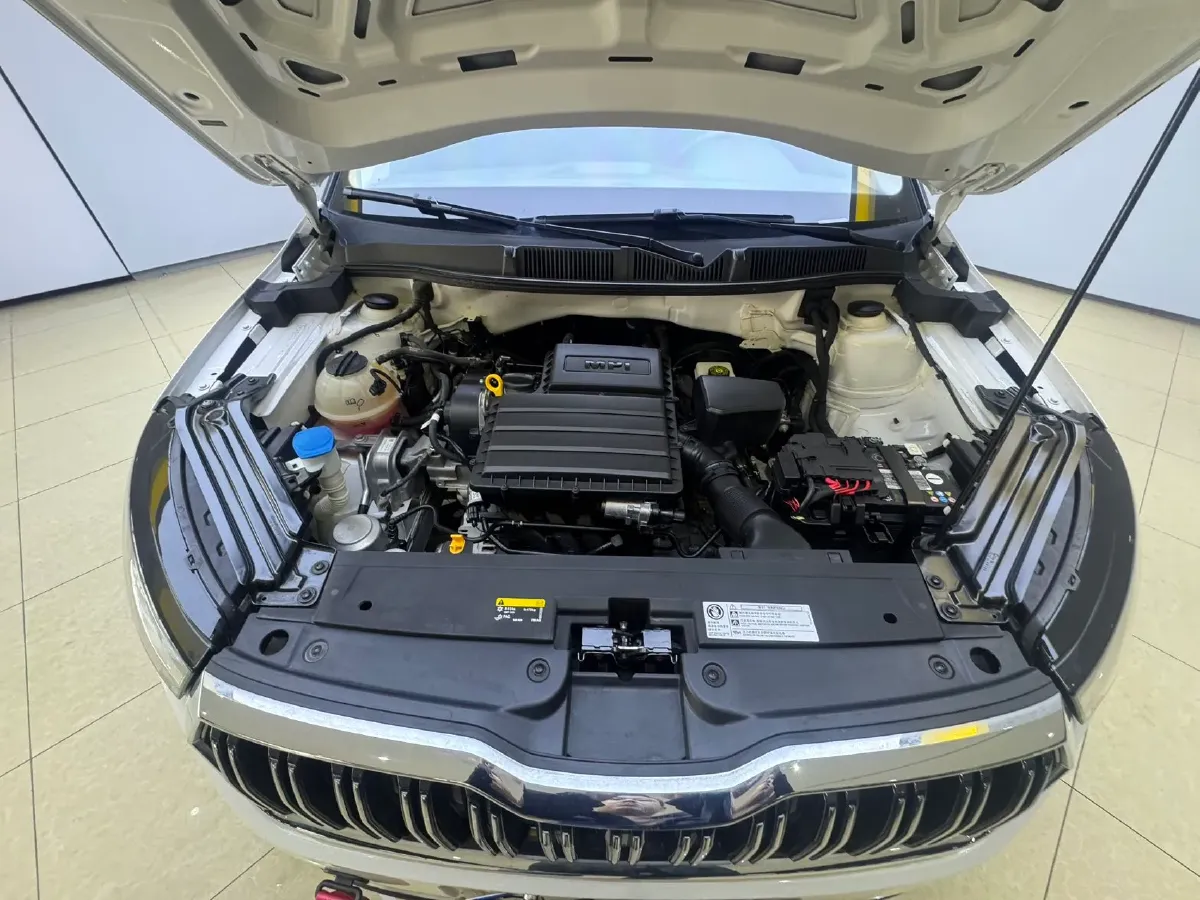 2023 Skoda Kamiq 1.5L 112HP L4 6AT,autocango,china used car exporter,china ev exporter,chinese used car exporter,chinese used ev exporter