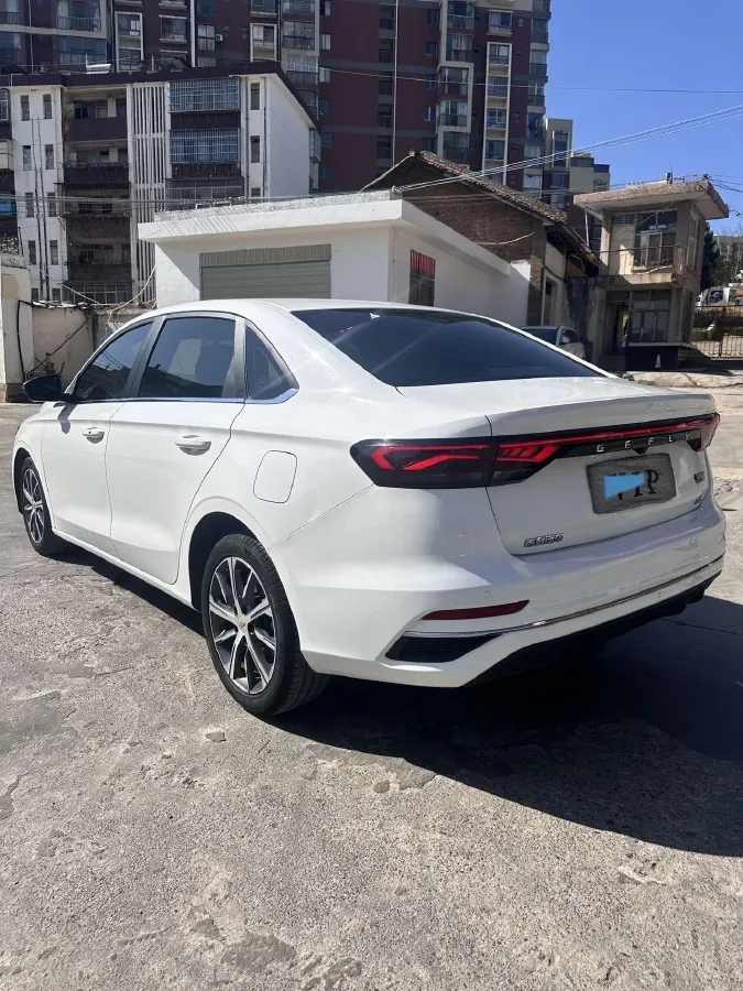 2022 Geely Emgrand 1.5L 114HP L4 CVT,autocango,china used car exporter,china ev exporter,chinese used car exporter,chinese used ev exporter
