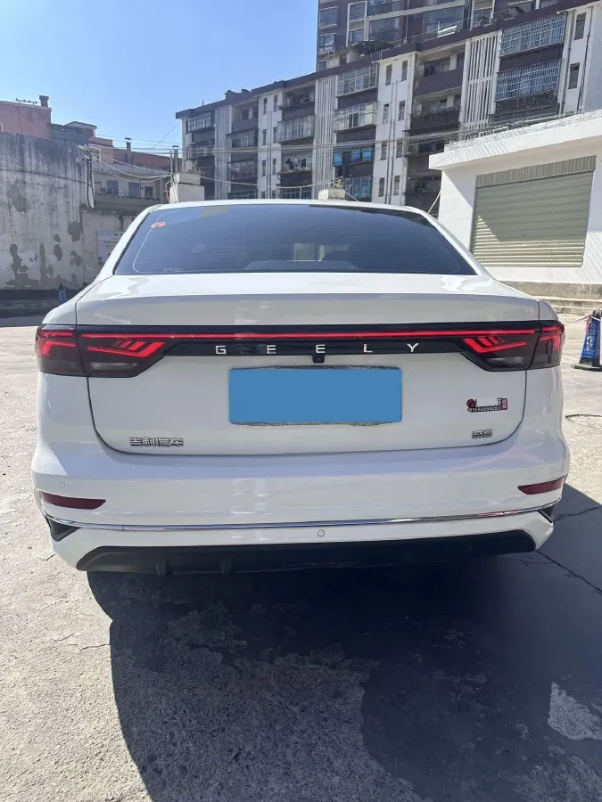 2022 Geely Emgrand 1.5L 114HP L4 CVT,autocango,china used car exporter,china ev exporter,chinese used car exporter,chinese used ev exporter