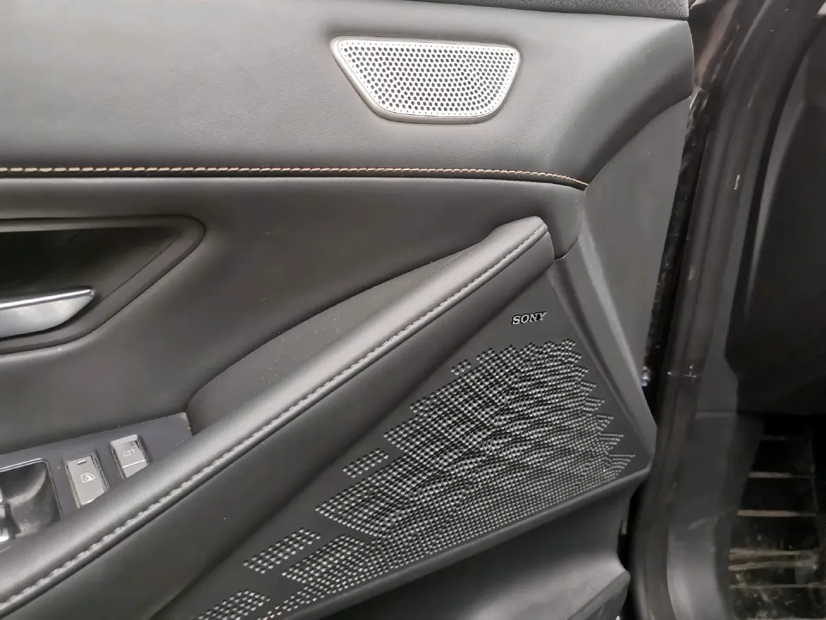 2022 DongFeng Forthing LingZhi EV BEV 68.4KWH,autocango,china used car exporter,china ev exporter,chinese used car exporter,chinese used ev exporter