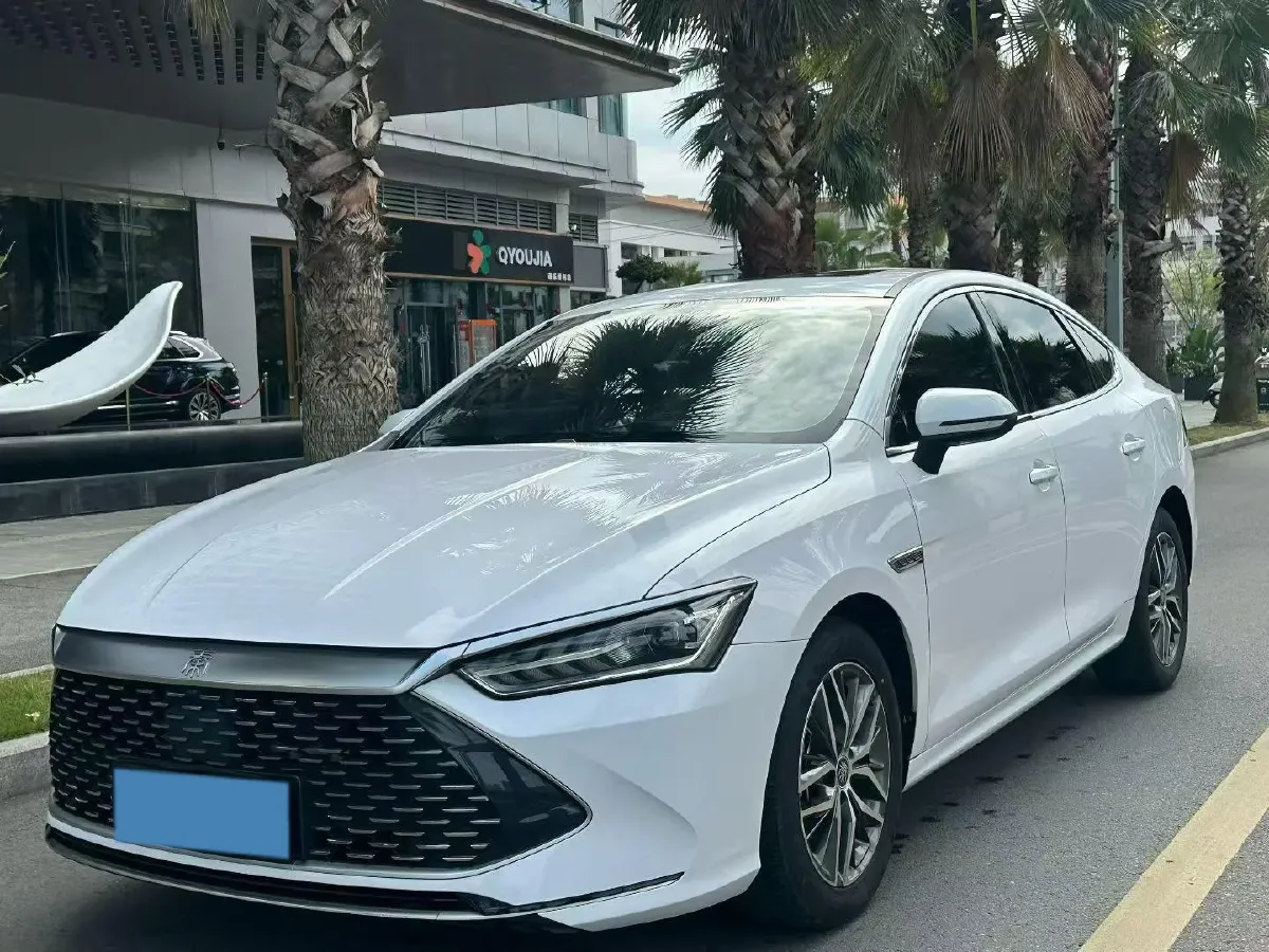 2021 Haval F7 1.5T 169HP L4 7DCT,autocango,china used car exporter,china ev exporter,chinese used car exporter,chinese used ev exporter