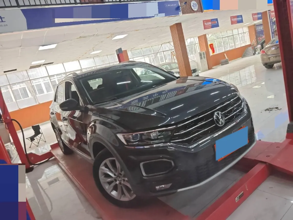 2021 Volkswagen T-Roc 1.4T 150HP L4 7DCT,autocango,china used car exporter,china ev exporter,chinese used car exporter,chinese used ev exporter