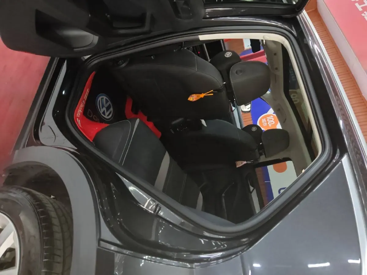 2021 Volkswagen T-Roc 1.4T 150HP L4 7DCT,autocango,china used car exporter,china ev exporter,chinese used car exporter,chinese used ev exporter