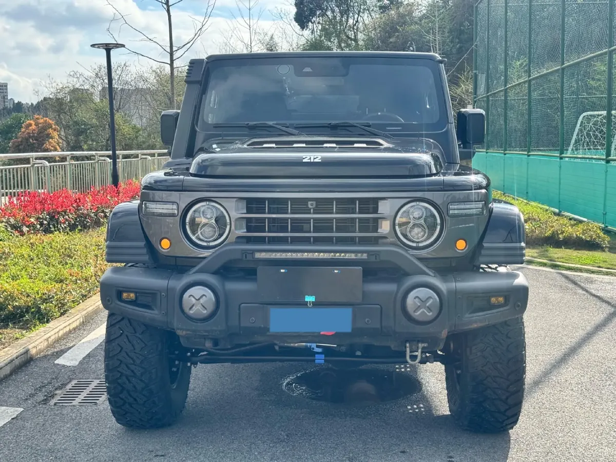 2025 212 212 T01 2.0T 252HP L4 8AT,autocango,china used car exporter,china ev exporter,chinese used car exporter,chinese used ev exporter