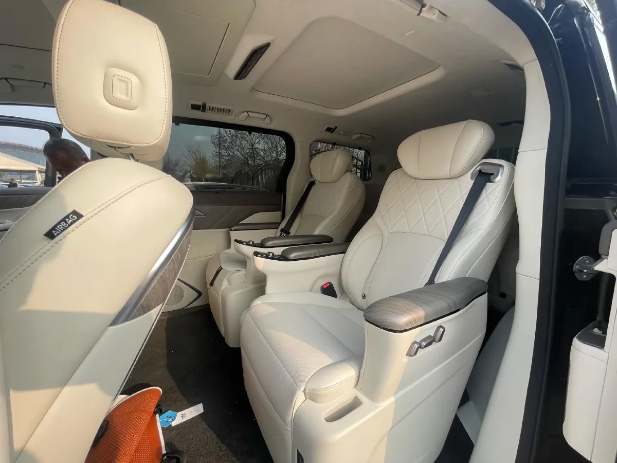 2025 WEY HighMountain 1.5T 170HP L4 4DHT PHEV,autocango,china used car exporter,china ev exporter,chinese used car exporter,chinese used ev exporter