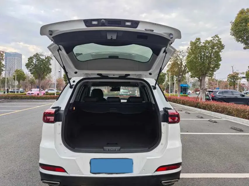 2020 Chery Tiggo 7 1.6T 197HP L4 7DCT,autocango,china used car exporter,china ev exporter,chinese used car exporter,chinese used ev exporter