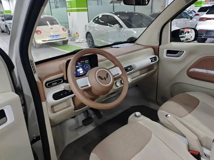2024 WuLing HongGuang MINI EV BEV 17.3KWH,autocango,china used car exporter,china ev exporter,chinese used car exporter,chinese used ev exporter