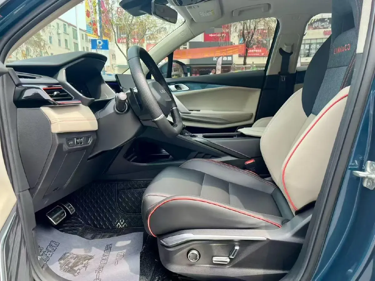 2020 LYNK&CO 06 1.5T 177HP L3 7DCT,autocango,china used car exporter,china ev exporter,chinese used car exporter,chinese used ev exporter